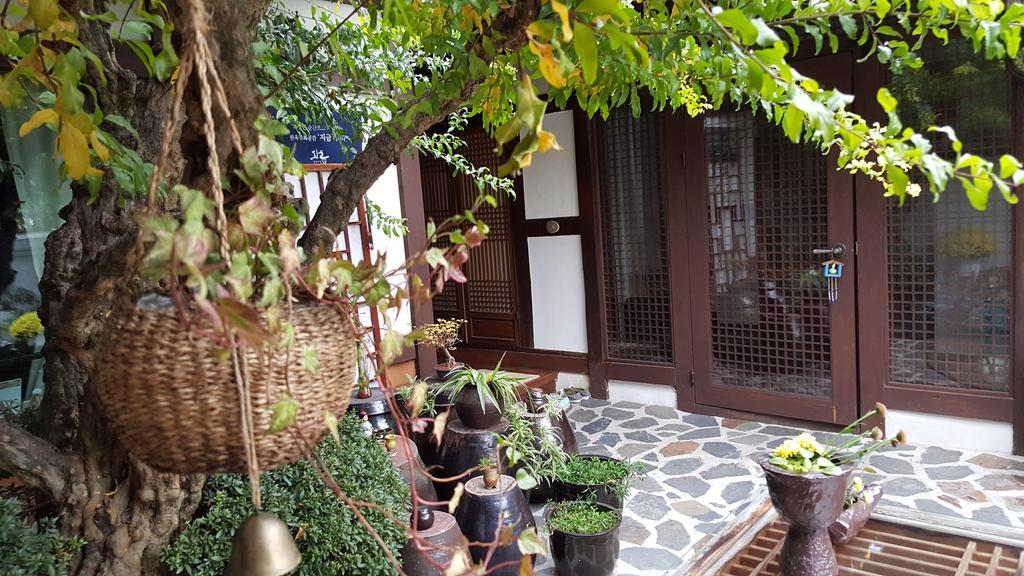 Inyeon Hanok Guesthouse Jeonju Esterno foto