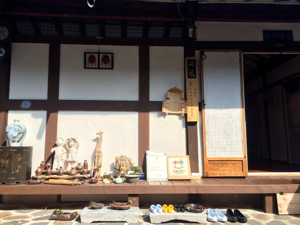 Inyeon Hanok Guesthouse Jeonju Esterno foto