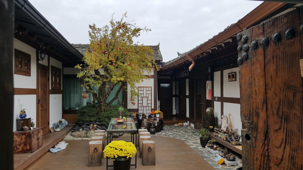 Inyeon Hanok Guesthouse Jeonju Esterno foto