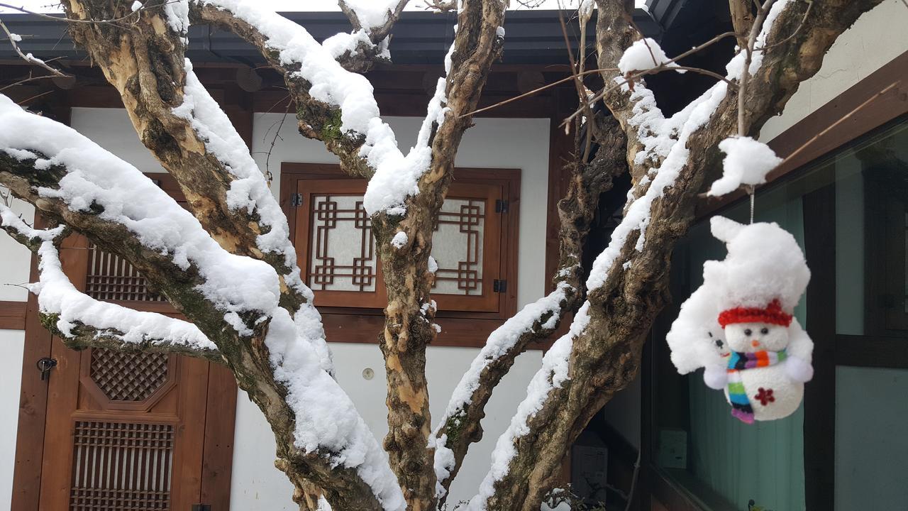Inyeon Hanok Guesthouse Jeonju Esterno foto