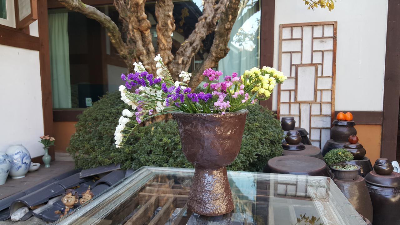 Inyeon Hanok Guesthouse Jeonju Esterno foto