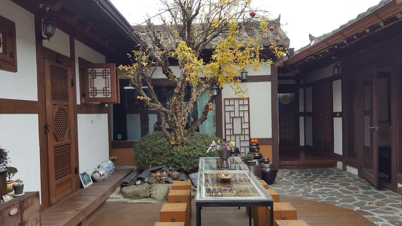 Inyeon Hanok Guesthouse Jeonju Esterno foto