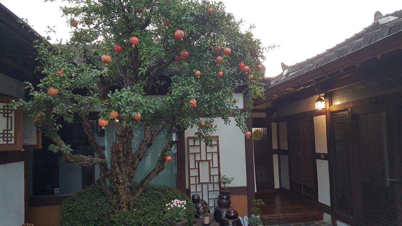 Inyeon Hanok Guesthouse Jeonju Esterno foto