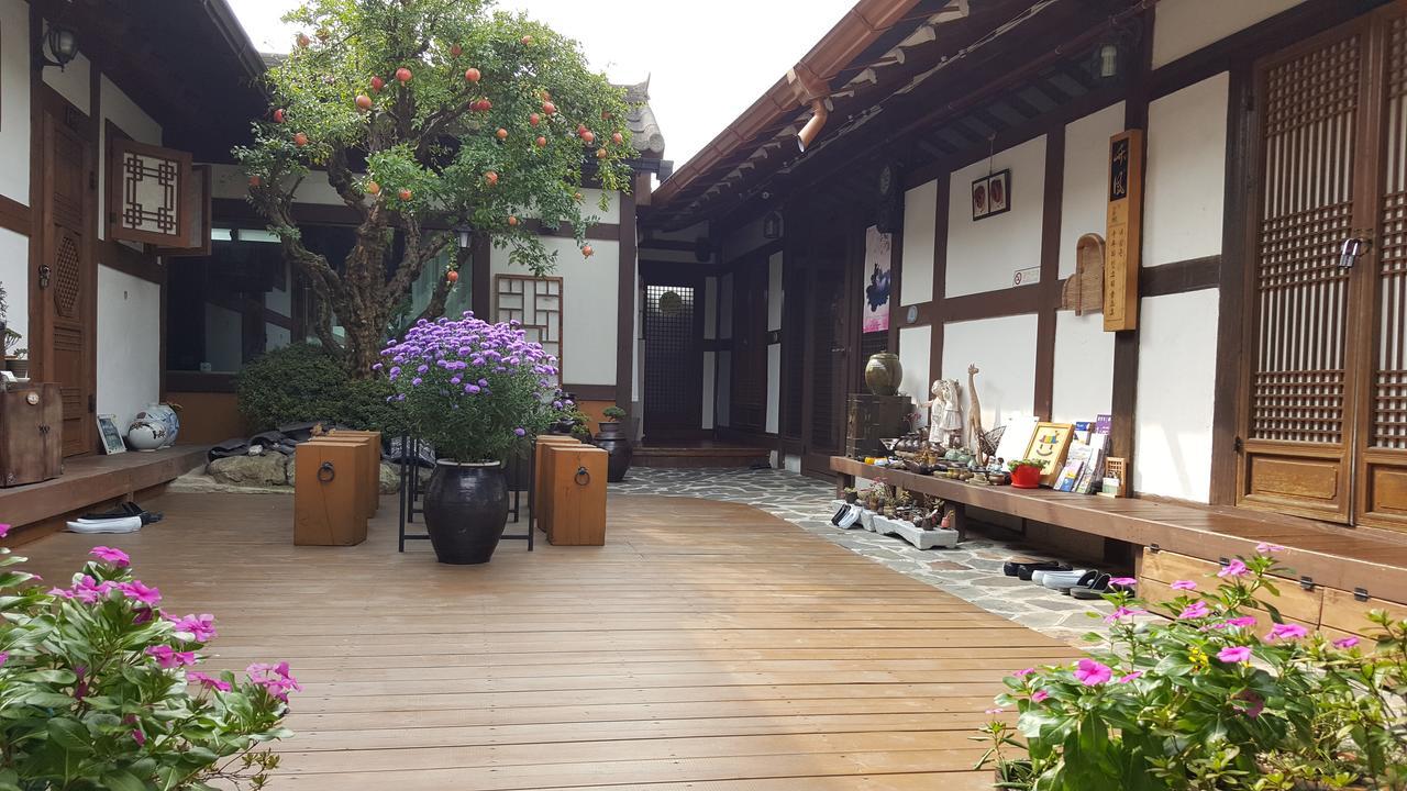 Inyeon Hanok Guesthouse Jeonju Esterno foto